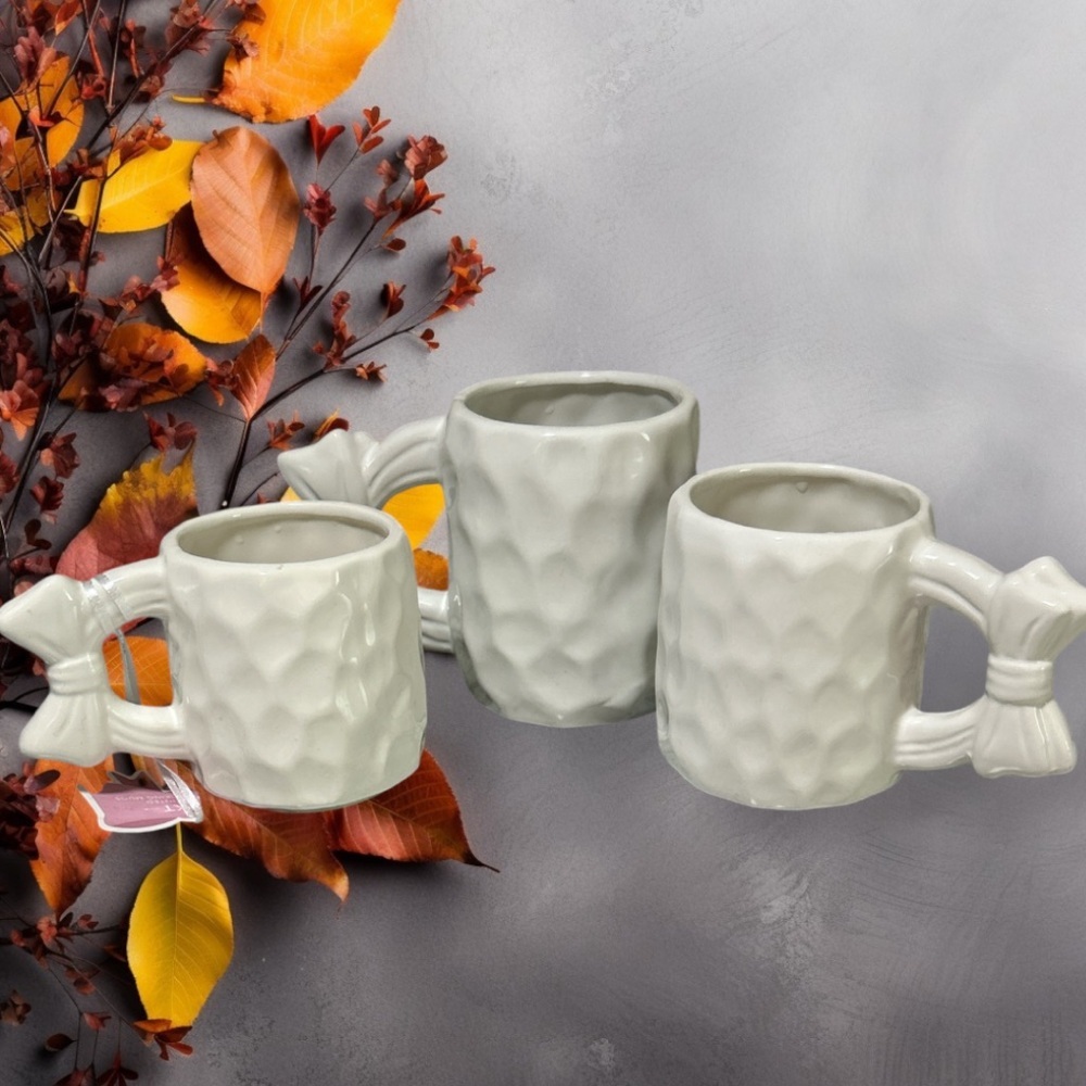 New Market Finds Hand Painted Pink Bow Handle Ceramic Coffee Tea Mug Set - Picture 6 of 16